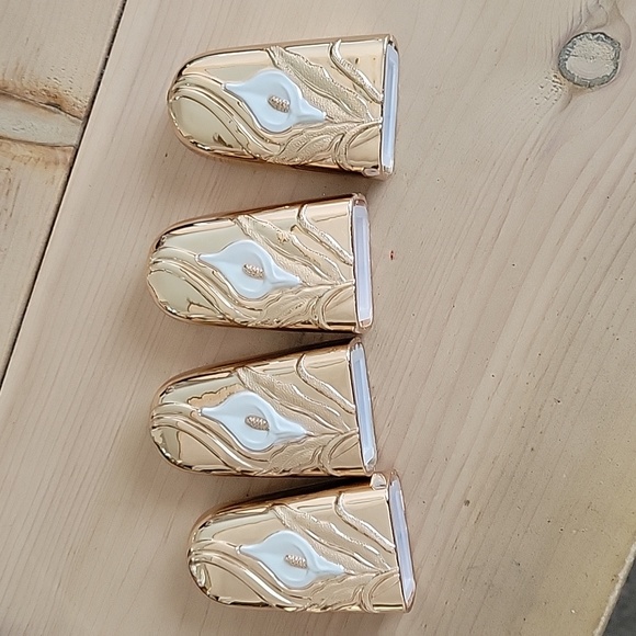 Four Gold Calla Lily Shakers - Picture 4 of 6